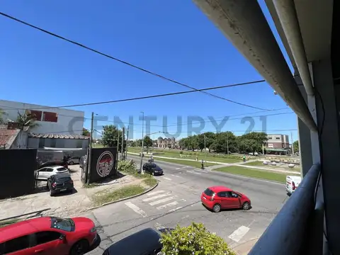 Casa 2 ambientes con 1 baño