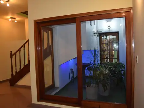 Casa en Venta en Moreno, USD 195.000