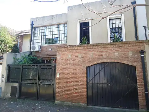 Hipólito Yrigoyen al 2900 E/Rosetti y Beiro