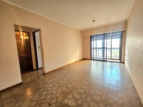 Venta Departamento 2 Amb al Contrafrente con Balcón – Apto Crédito – Barrio La Perla – Mar del Plata