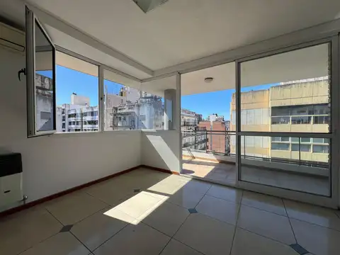 Departamento de dos dormitorios con balcón EN ALQUILER