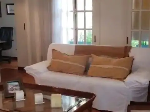 Casa en Alquiler en Ombu, $ 5.900.000