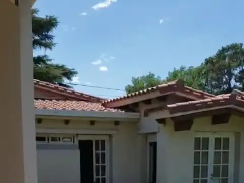 Casa en Alquiler de 4 dormitorios