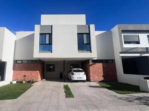 VENTA DUPLEX 3 DORM 3 BAÑ MIRADORES II MANANTIALES