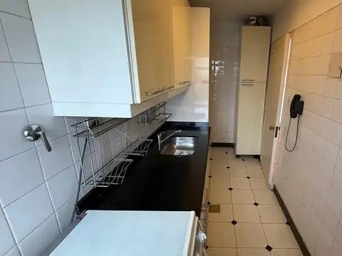 Departamento en Venta en Acassuso Vias  /  Santa Fe, USD 150.000