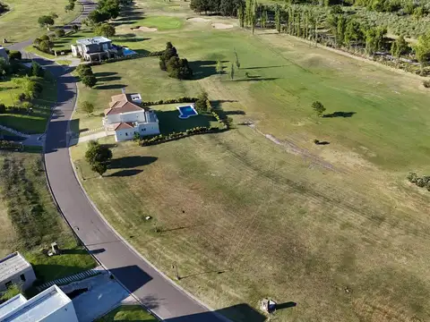 Terreno al Golf en el Barrio La Reserva Sofitel - Cardales - Campana