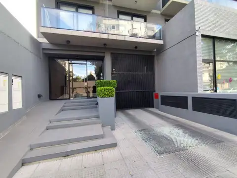 Departamento en Alquiler en Remedios de Escalada, $ 550.000