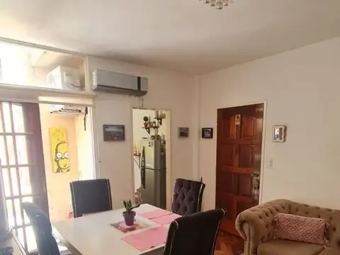 Depto Tipo Casa en Venta en Colegiales, USD 120.000