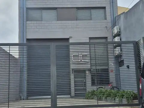 Venta Deposito/Galpón 1200m2 en Lomas del Mirador