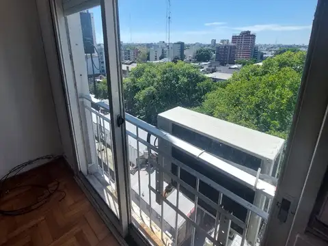 PELLEGRINI 1900, Piso 8