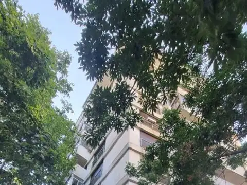 Av. De Los Incas 3300, Piso 8