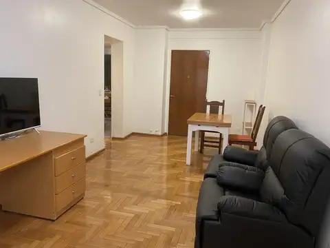 Dueño vende departamento semi-piso 3 ambientes + dependencia en Av. Cabildo y Maure