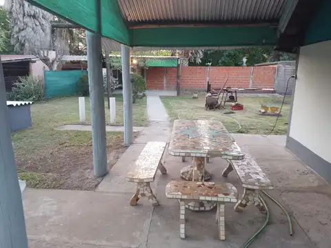 Quinta con dos casas y piscina