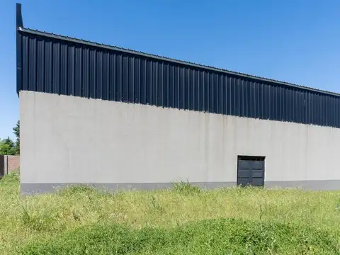 VENTA GALPON COMERCIAL - IBARLUCEA -