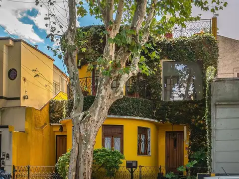 casa en venta en Villa Urquiza apta crédito