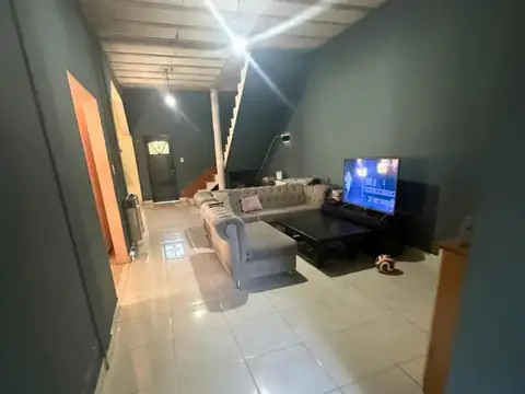 CASA DE 4 AMB CON FONDO