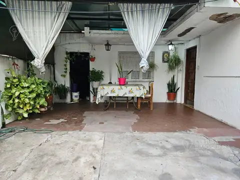 Depto Tipo Casa 4 ambientes con 1 baño