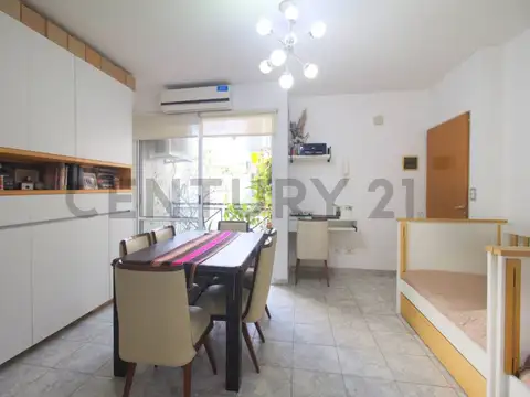 VENTA PH 2 AMBIENTES EN VILLA URQUIZA CON BALCON AL LATERAL