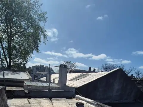 Venta PH 2 dormitorios Cordón Norte para reciclar