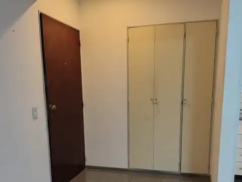 Oficina 3 ambientes con 1 baño