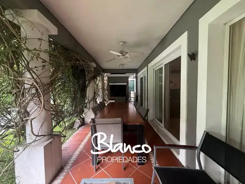 Casa en Alquiler de 3 dormitorios