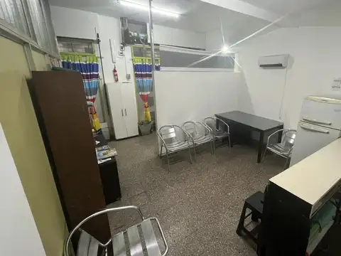 Local en Venta Via Pública