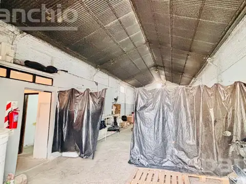 Galpon en Venta 21  mts Fondo