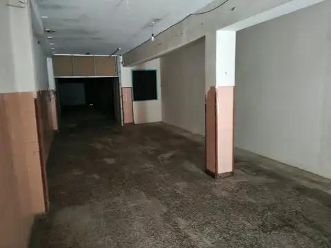 alquiler galpon zona av independencia  Sta Fe 1299
