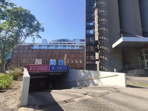 Av. Carballo 130