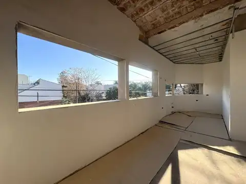 Depto Tipo Casa 2 ambientes con 1 baño
