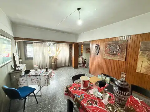Depto Tipo Casa en Venta de 5 ambientes