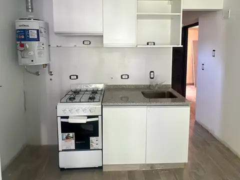 Departamento en Alquiler en Abasto, $ 330.000