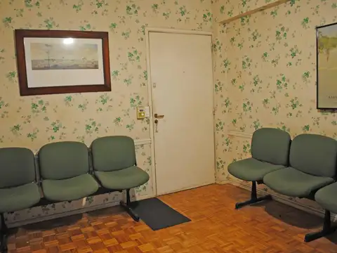 Oficina 3 ambientes con 1 baño