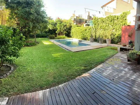 Avenida Génova 1100