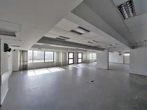 Oficina en Venta 30 años