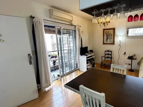 Venta Departamento Monoambiente Floresta con Pileta y Parrilla