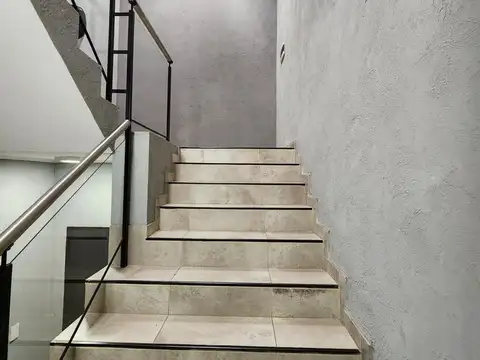 Oficina en Alquiler al Oeste