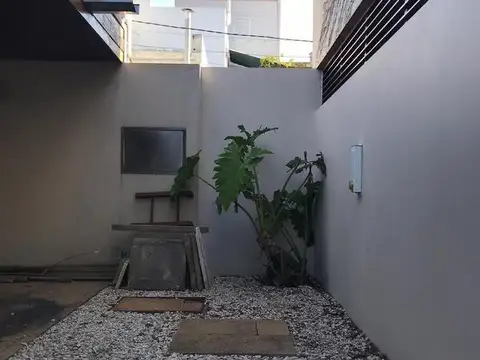 37 y 9