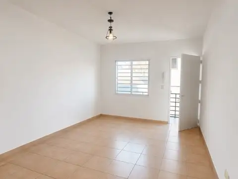 departamento 2 ambientes  de 40 m2, con balcon, cochera descubierta