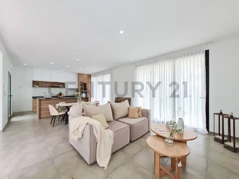 Casa en venta a estrenar en Barrio cerrado