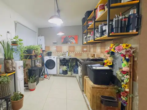 Departamento planta baja con patio en barrio san isidro