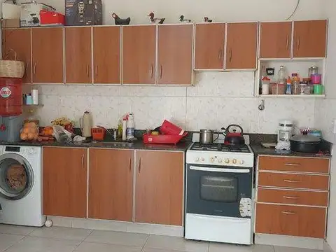 Casa 8 ambientes con 8 baños