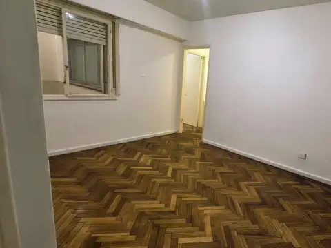 Alquiler Dos Ambientes Villa Del Parque Zona Cuenca