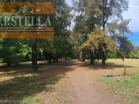 Terreno en Venta 180  mts Frente