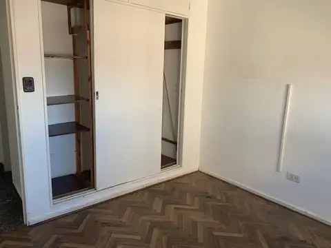 Departamento en Alquiler en Ramos Mejia Sur, $ 350.000