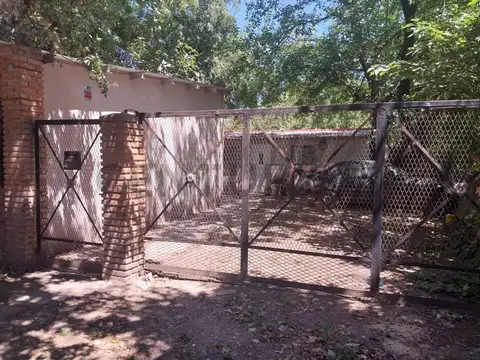 Ovidio Lagos 3700, Piso 0