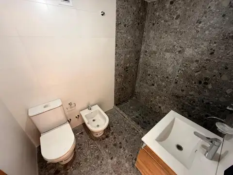 Departamento 3 ambientes con 2 baños