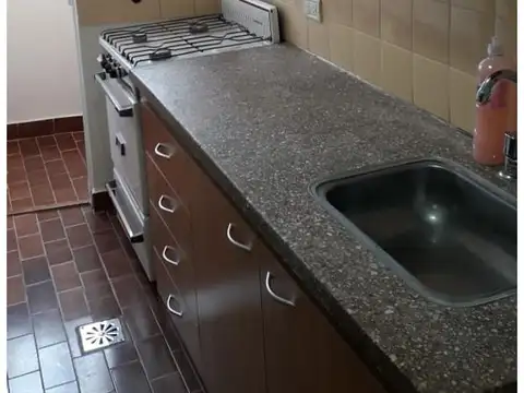 Av Gaona 2910