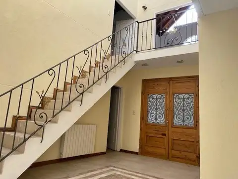 OPORTUNIDAD!! Venta de casa en Los Quinchos  Apto Credito