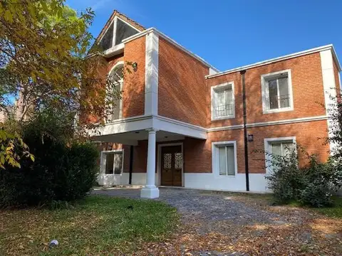 Casa en Venta de 6 dormitorios